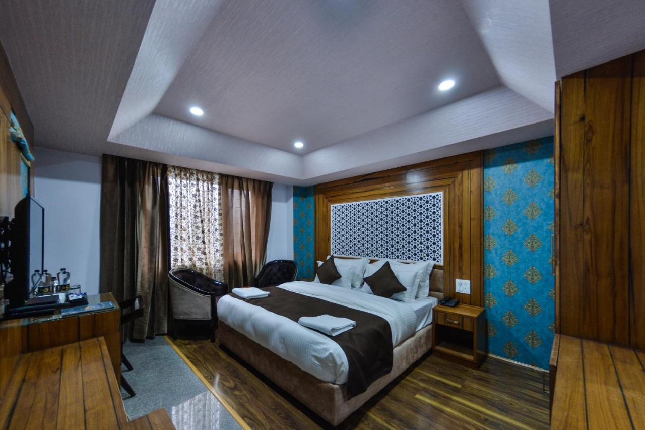 Hotel The Montreal Telbal Zewnętrze zdjęcie