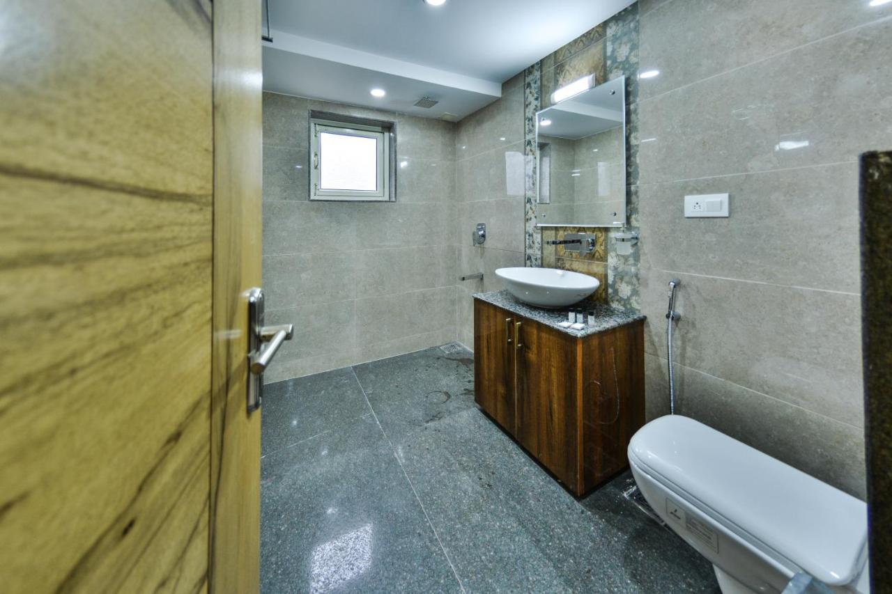 Hotel The Montreal Telbal Zewnętrze zdjęcie