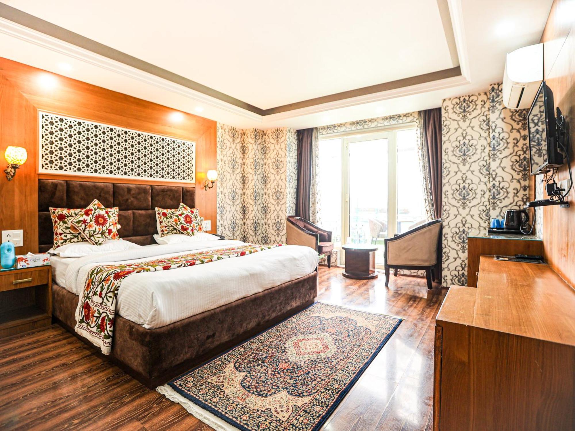 Hotel The Montreal Telbal Zewnętrze zdjęcie