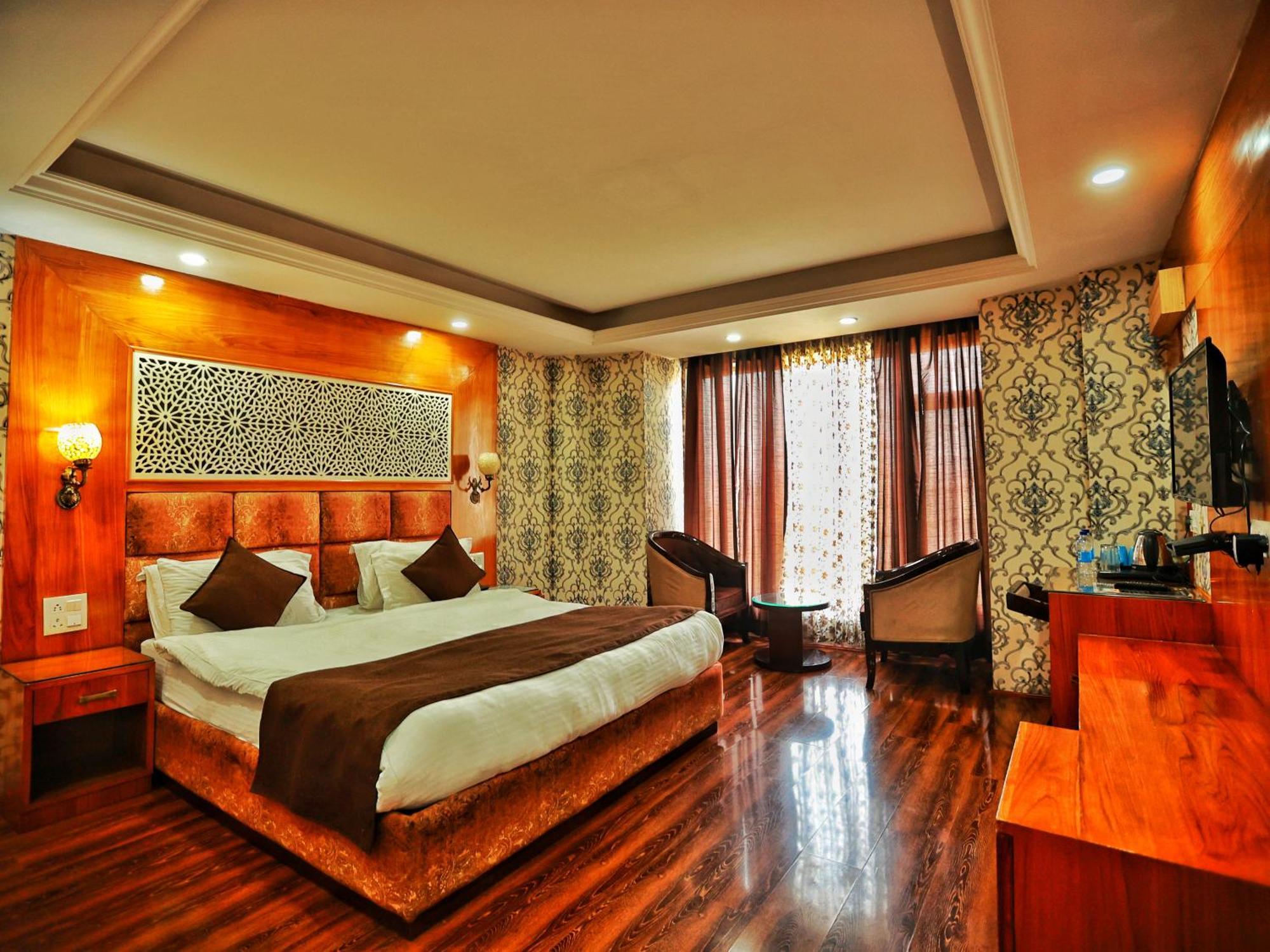 Hotel The Montreal Telbal Zewnętrze zdjęcie
