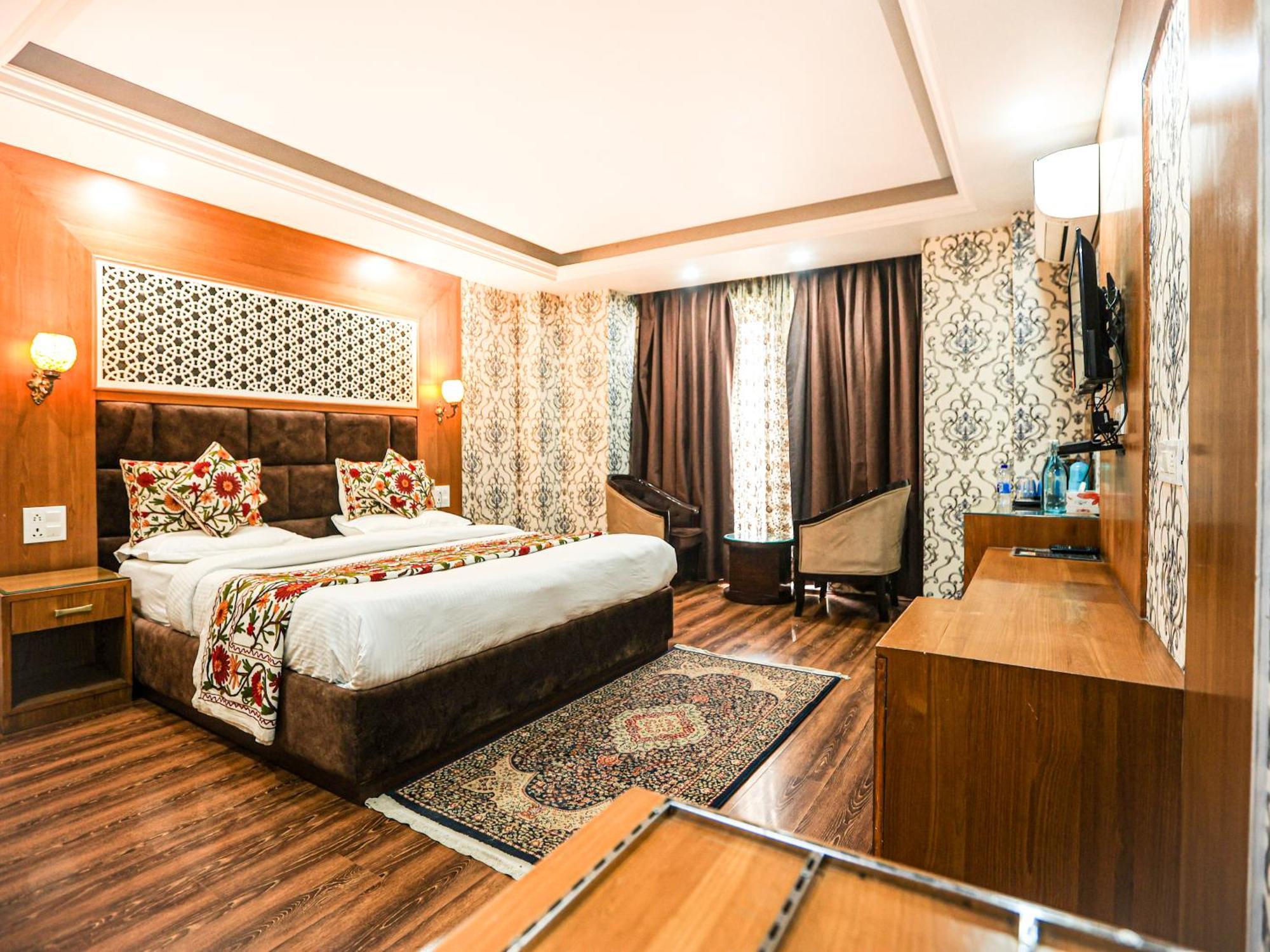 Hotel The Montreal Telbal Zewnętrze zdjęcie