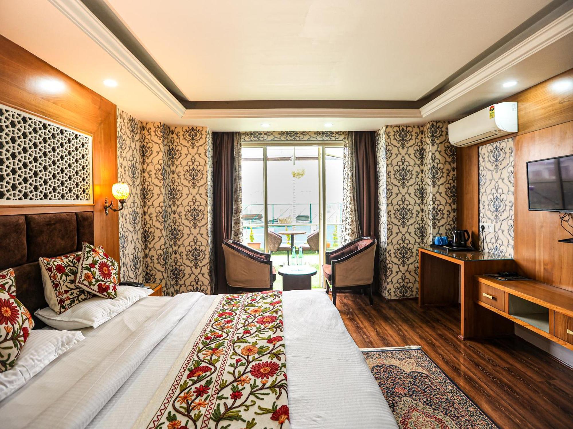 Hotel The Montreal Telbal Zewnętrze zdjęcie